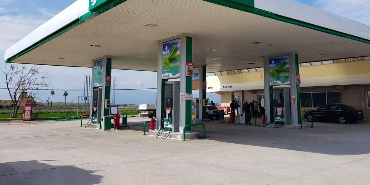 kriz akaryakit devinin de basini yakti iflas bayragini cekti HNKqe6XC