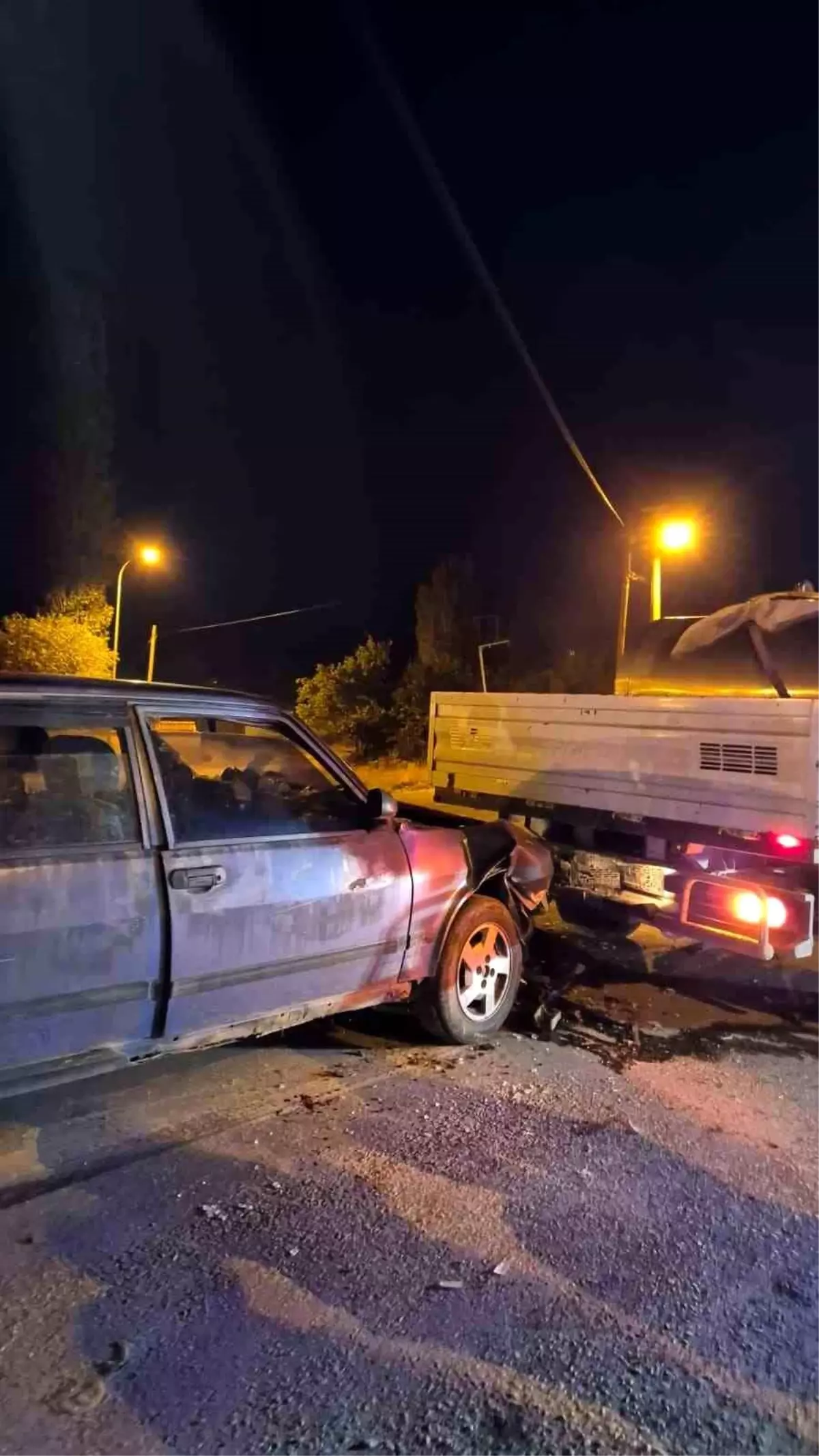 afyonkarahisarda trafik kazasi 2 yarali hMjVZPFa.jpg