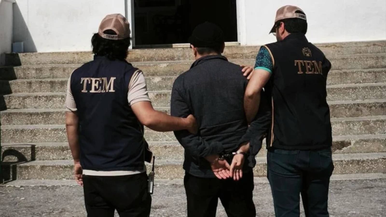 sanliurfada ogretmeni darbeden supheli tutuklandi R7q7Nfiq.jpg