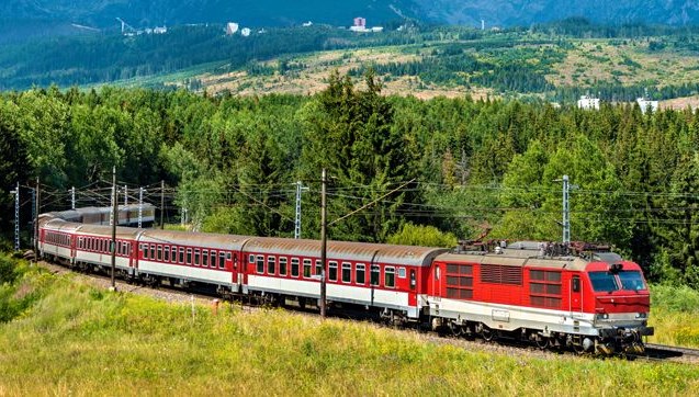 slovakyada tren kazasi 66 yarali fZJxPbCO.jpg