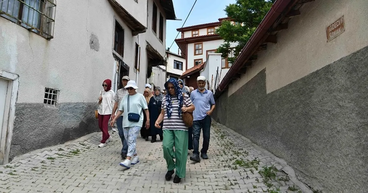 Baskentliler ankarayi ucretsiz kent gezileriyle kesfediyor 8Fyxm2Iq